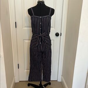 Striped navy blue jumper